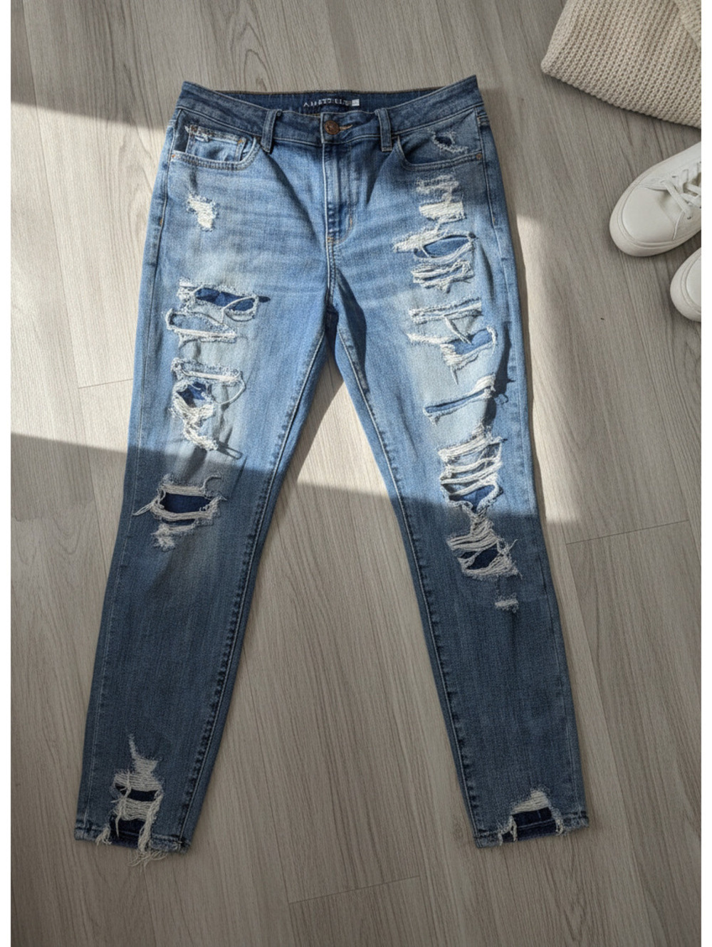 American Eagle Women's X-Short Distressed Skinny Jeans Size 14